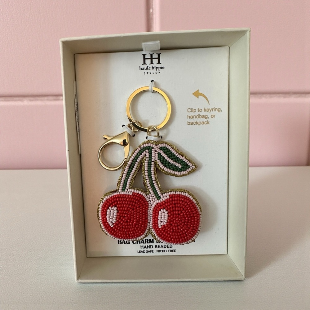 Haute Hippie Cherry Key Holder - Red & Green Hand Beaded In Gift Box NWT - Picture 4 of 13